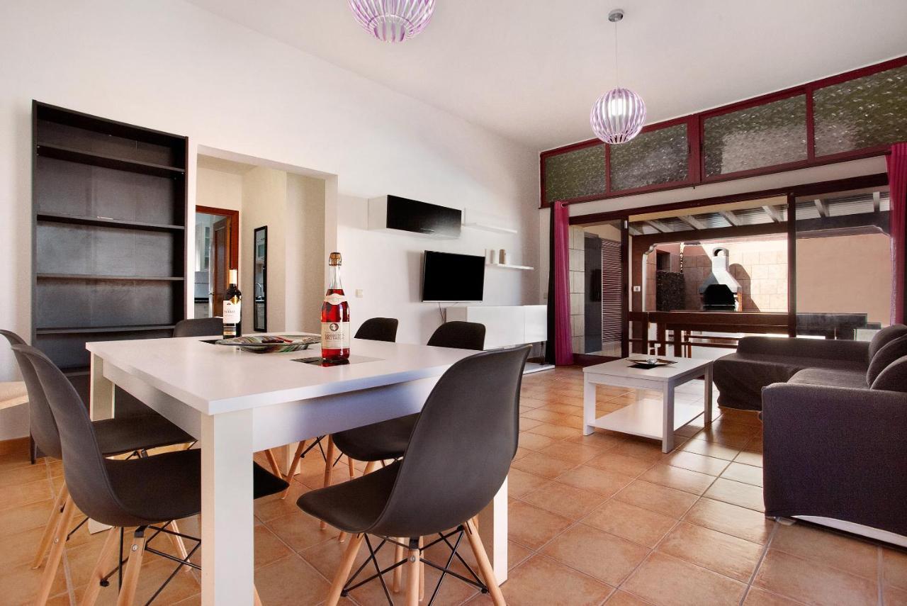 Villa Malva คอร์ราเลโฮ ภายนอก รูปภาพ